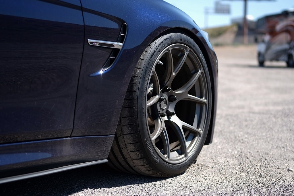 Llanta CONTINENTAL ExtremeContact Sport 255/35ZR19 - Virtual Llantas