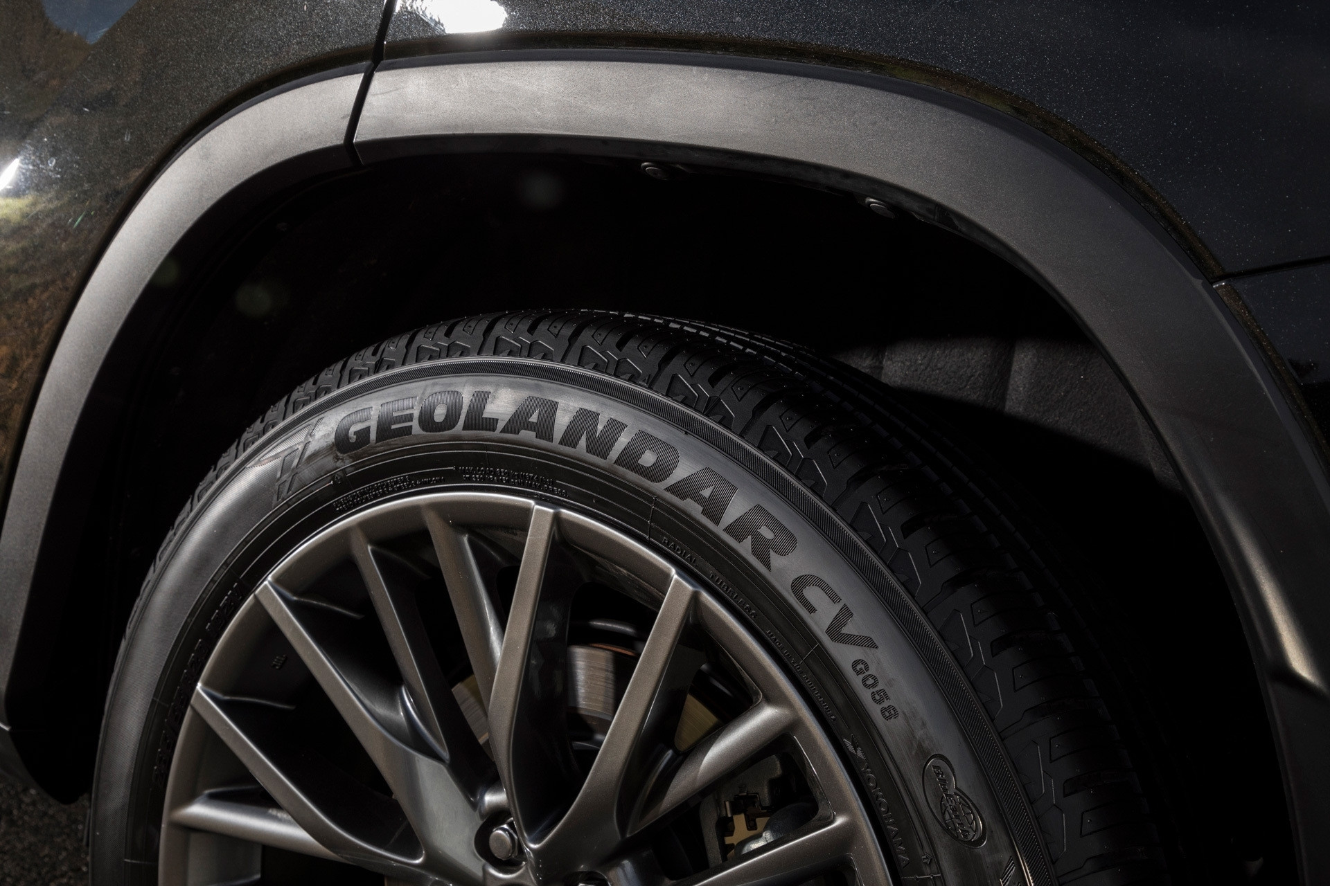 Llanta YOKOHAMA Geolandar CV G058 215/65r16 - Virtual Llantas