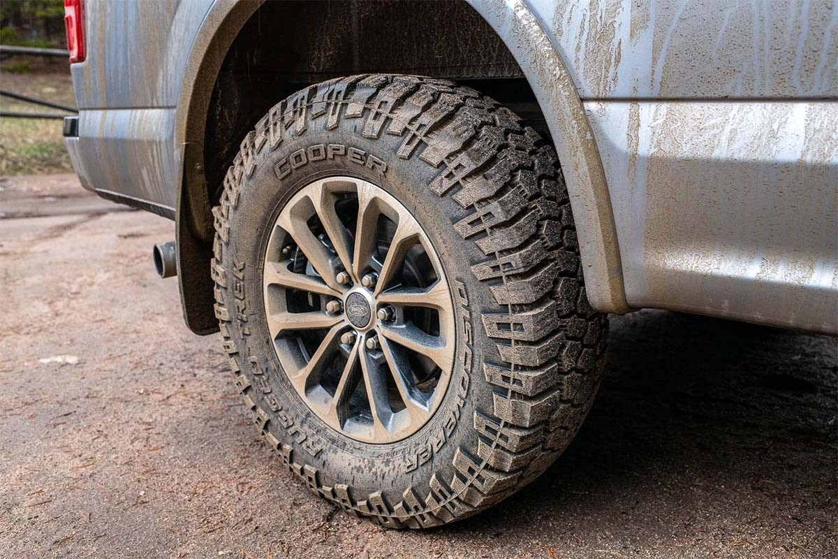 Llanta COOPER Discoverer Rugged Trek 265/50R20 - Virtual Llantas