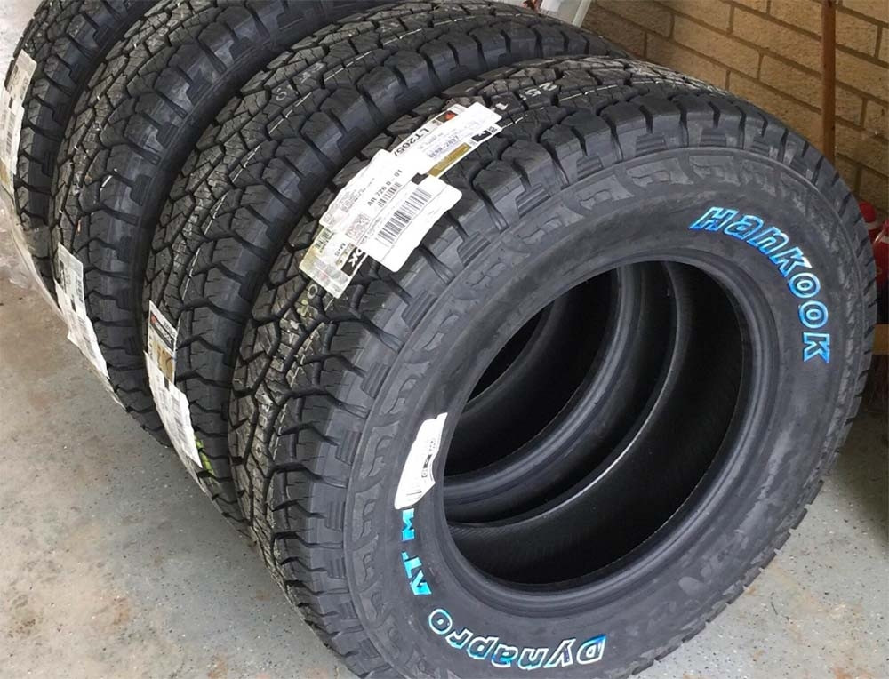 Llanta HANKOOK RF10 Dynapro ATM P205/70R15 - Virtual Llantas