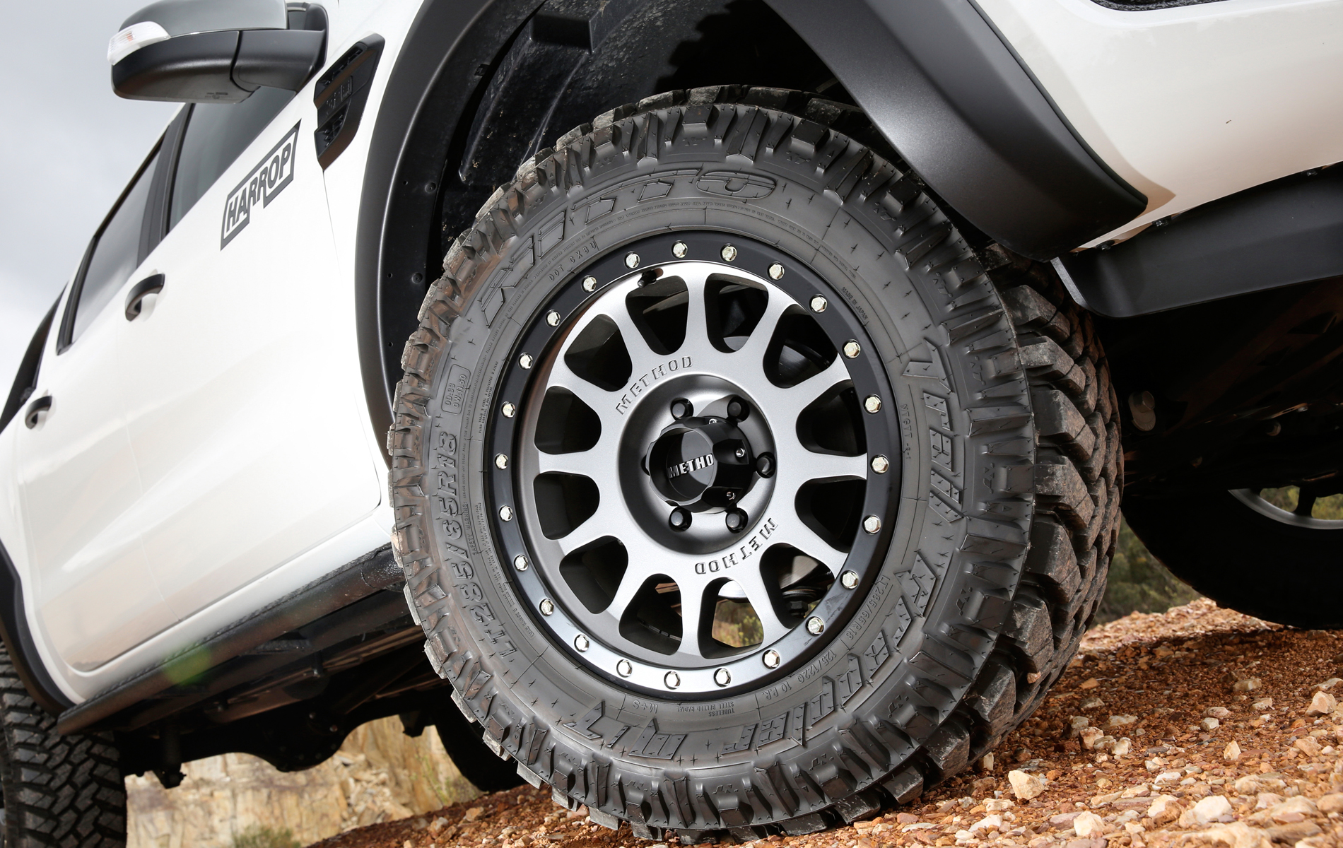 Llanta NITTO Trail Grappler M/T LT305/55R20 - Virtual Llantas