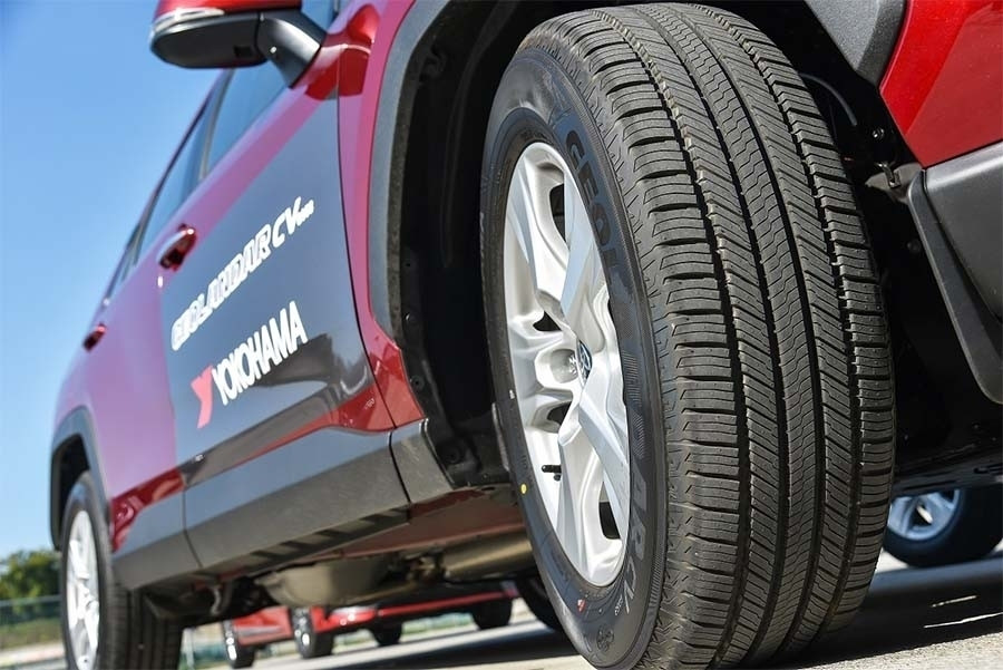 Llanta YOKOHAMA Geolandar CV G058 215/65R16 - Virtual Llantas