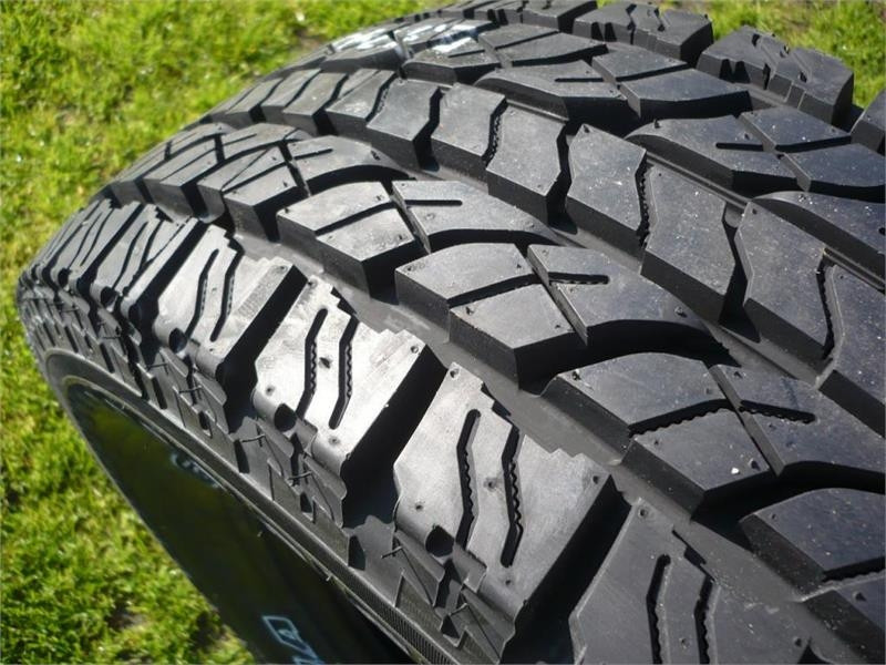 Llanta YOKOHAMA G015 Geolandar A/T 235/55R19 - Virtual Llantas