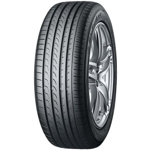 YOKOHAMA BluEarth RV02 245/45R19