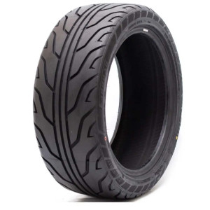 YEADA Ulti Chaser 225/45R17