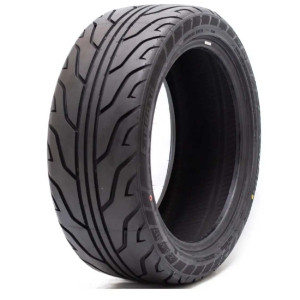 YEADA Ulti Chaser 195/50R15